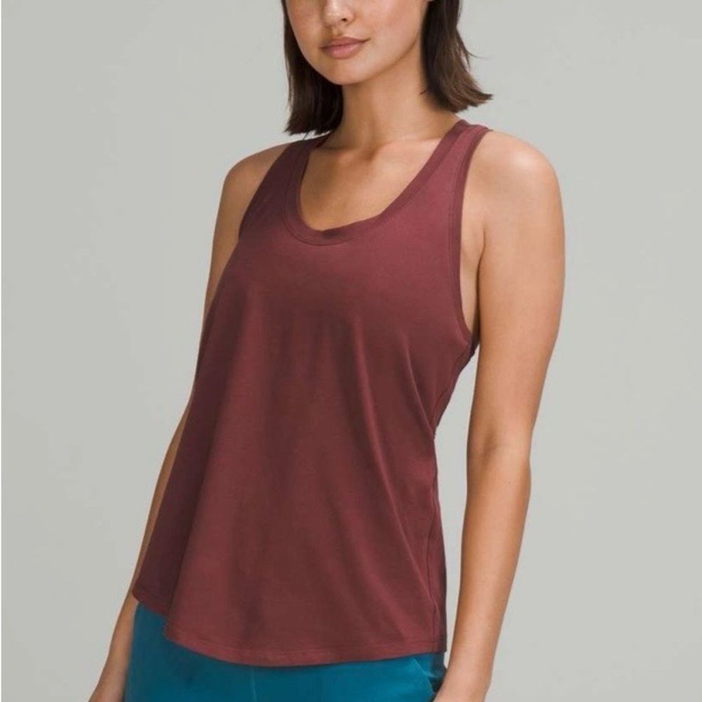 Lululemon ‘Love’ tank top